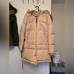Parajumpers longbear. Very warm. Wore 3 times. Very good winter coat.